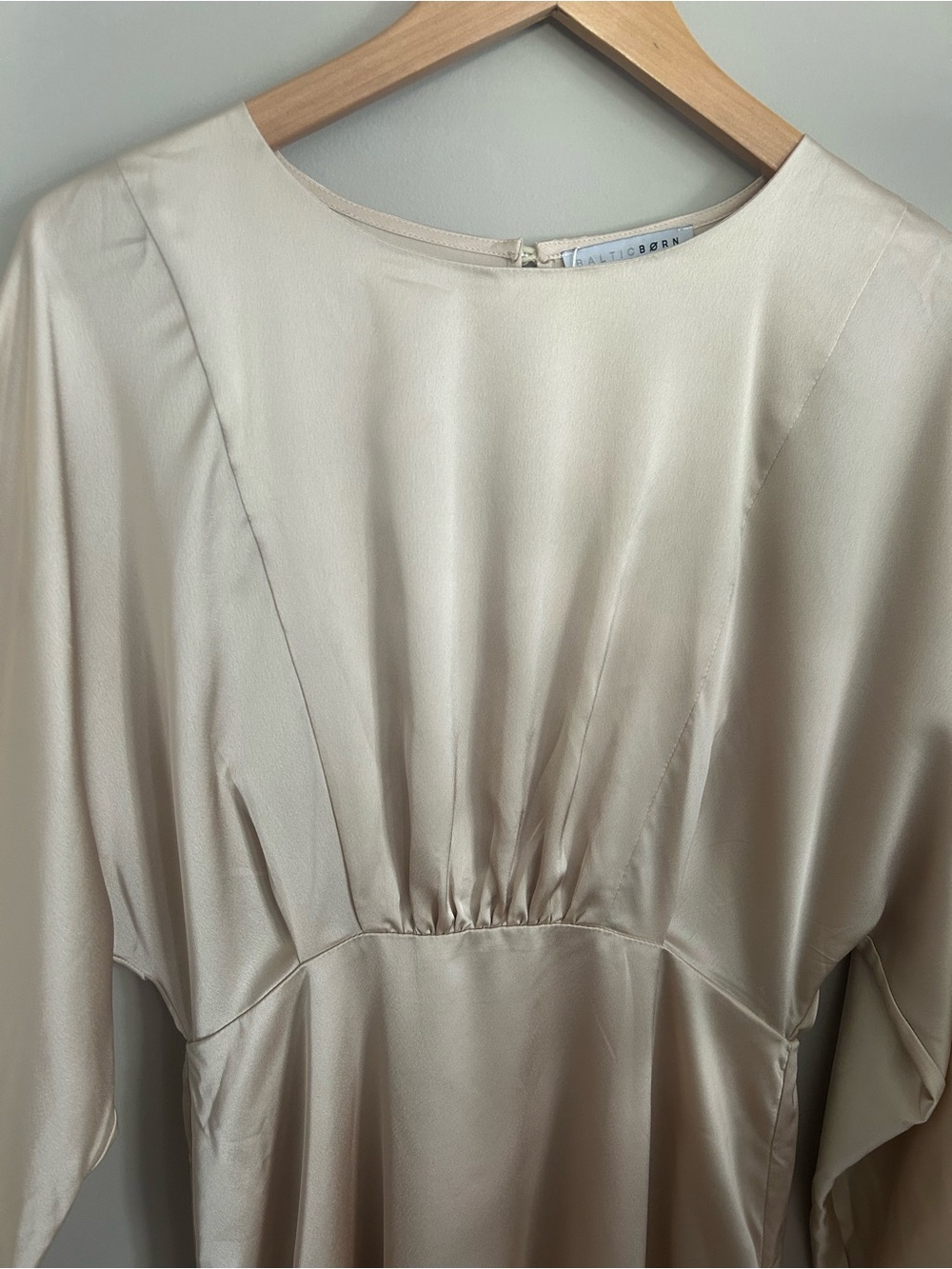 NWT Baltic Born Champagne Long-Sleeve Midi Dress - Picture 7 of 12